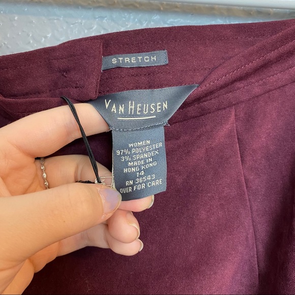 VAN HUESEN MAROON NTW SKIRT {14} - Picture 6 of 6